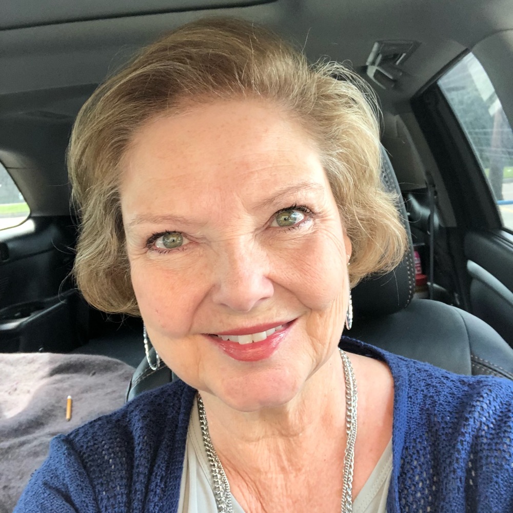 Meet your Posher, Debra